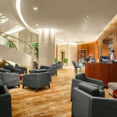 Отель Crowne Plaza West Hanoi интерьер отеля