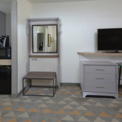Отель Holiday Inn Raleigh Durham Airport удобства в номере