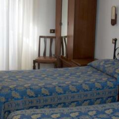 Отель Albergo Del Sole Al Biscione удобства в номере