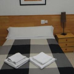 Отель Hostal Noviciado Испания, Мадрид - отзывы, цены и фото номеров - забронировать отель Hostal Noviciado онлайн сейф в номере