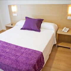Hotel Brisa del Mar Эль-Грове комната для гостей