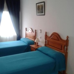 Отель Hostal Naya комната для гостей