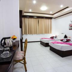 Отель The Grand Orchid Inn в номере фото 2