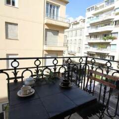 Отель Nice Booking - Appartement Le Plume балкон