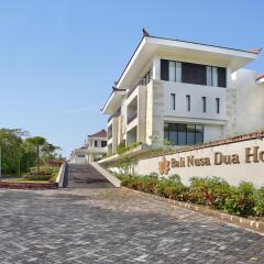 Bali Nusa Dua Hotel парковка