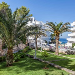 Отель FERGUS Style Cala Blanca Suites фото 4