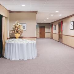 Отель Crowne Plaza Hotel-Newark Airport США, Элизабет - отзывы, цены и фото номеров - забронировать отель Crowne Plaza Hotel-Newark Airport онлайн помещение для мероприятий