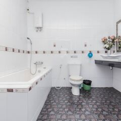 Отель Baan Kanittha - 6 Bedrooms GT Pool Villa спа