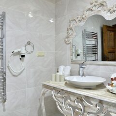 Elevres Stone House Hotel ванная