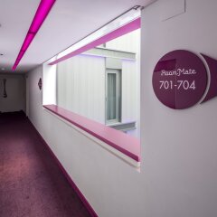 Отель Room Mate Emma Испания, Барселона - 1 отзыв об отеле, цены и фото номеров - забронировать отель Room Mate Emma онлайн интерьер отеля фото 2