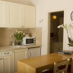Отель Dizengoff Suites Тель-Авив в номере фото 2