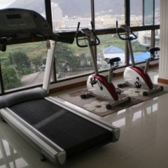 Отель BV Resortel Phuket фитнесс-зал