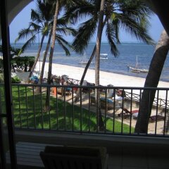 Plaza Beach Hotel in Mombasa, Kenya from 114$, photos, reviews - zenhotels.com balcony