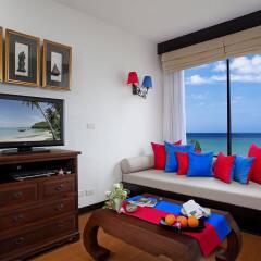 Отель Aquamarine Resort & Villa комната для гостей фото 4