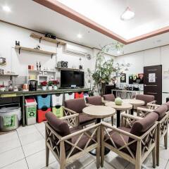 Отель Banana Backpackers Южная Корея, Сеул - отзывы, цены и фото номеров - забронировать отель Banana Backpackers онлайн питание