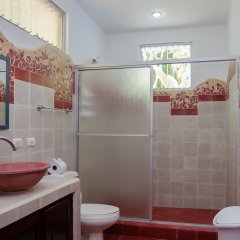 Casa Cedro - Portasol Vacation Rentals in Portalon, Costa Rica from 166$, photos, reviews - zenhotels.com bathroom
