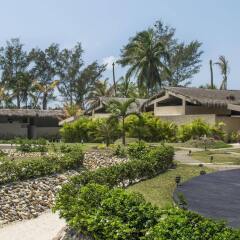Отель Isla Tajín Beach & River Resort парковка
