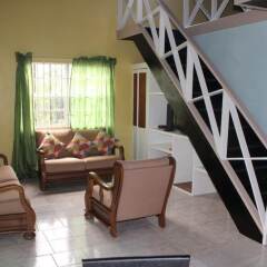 Апартаменты Buttercup Cottage Apartments комната для гостей фото 4