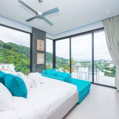 Отель Luxury 5-Bedroom Villa With Games Room in Kata пляж Ката комната для гостей фото 2