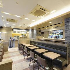 Отель UNIZO INN Tokyo Hatchobori гостиничный бар