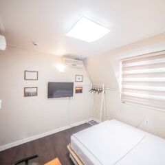 Отель Хостел Itaewon Inn Южная Корея, Сеул - отзывы, цены и фото номеров - забронировать отель Хостел Itaewon Inn онлайн удобства в номере фото 2