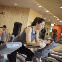 Отель Holiday Inn Pattaya фитнесс-зал фото 2