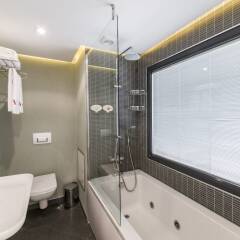 Отель Aston Residence спа