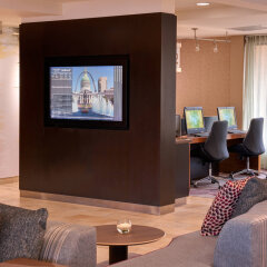 Отель Courtyard by Marriott St. Louis Downtown West развлечения