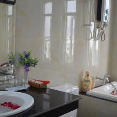 Hue Binh Hotel Chau Doc ванная