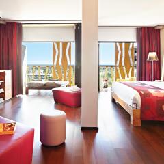 Отель Bohemia Suites & Spa - Adults only комната для гостей фото 3