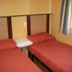 Отель Camping Paisaxe II Эль-Грове комната для гостей