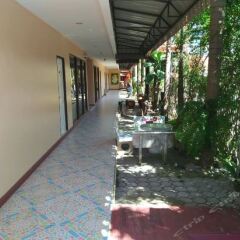 Отель Phuket Airport Villa фото 2