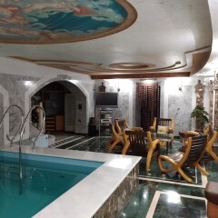 Гостиница Mandarin clubhouse Украина, Харьков - отзывы, цены и фото номеров - забронировать гостиницу Mandarin clubhouse онлайн бассейн