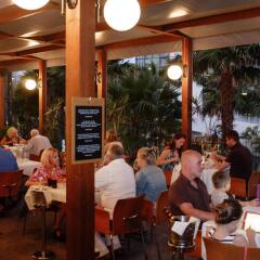 Отель Vidamar Resort Madeira - Half Board Only Португалия, Фуншал - отзывы, цены и фото номеров - забронировать отель Vidamar Resort Madeira - Half Board Only онлайн интерьер отеля фото 2