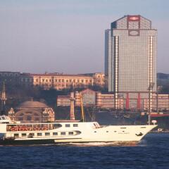 The Ritz-Carlton, Istanbul Турция, Стамбул - 2 отзыва об отеле, цены и фото номеров - забронировать отель The Ritz-Carlton, Istanbul онлайн приотельная территория