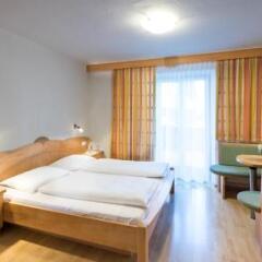 Отель Appartements Ferienidylle Gstrein Парчинес комната для гостей фото 2