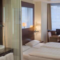 Отель Park Inn by Radisson Berlin Alexanderplatz 4* Стандартный номер разные типы кроватей фото 2