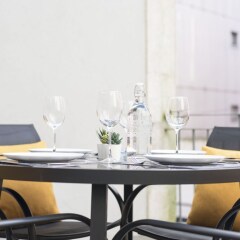 Апартаменты Apartment Alegria Street by Sweet Porto - Free Parking Порту питание