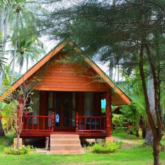 Отель Sayang Beach Resort Koh Lanta комната для гостей фото 3