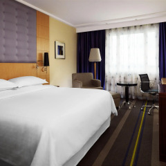 Sheraton Brussels Airport Hotel комната для гостей