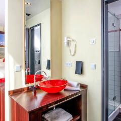 Отель Best Western Plus Plaza Berlin Kurfürstendamm Германия, Берлин - 2 отзыва об отеле, цены и фото номеров - забронировать отель Best Western Plus Plaza Berlin Kurfürstendamm онлайн ванная фото 2