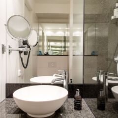 Отель Motel One Glasgow ванная фото 2