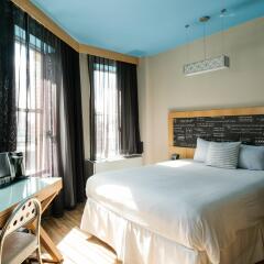 Отель TRYP By Wyndham Times Square South 4* Номер Делюкс с различными типами кроватей фото 8