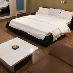 Hotel M'Rode in Lome, Togo from 59$, photos, reviews - zenhotels.com guestroom photo 4