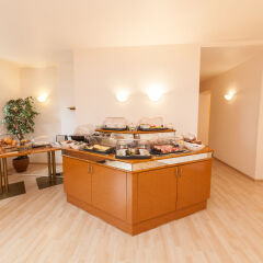 Hotel Antares Düsseldorf питание