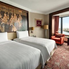 Отель Shangri-La Bangkok Таиланд, Бангкок - отзывы, цены и фото номеров - забронировать отель Shangri-La Bangkok онлайн комната для гостей фото 3