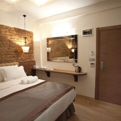 Pera Line Hotel сейф в номере
