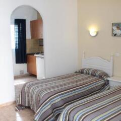 Отель Hostal Nevada Испания, Фуэнхирола - отзывы, цены и фото номеров - забронировать отель Hostal Nevada онлайн комната для гостей фото 5