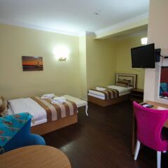 Azze Hotel Стамбул сейф в номере