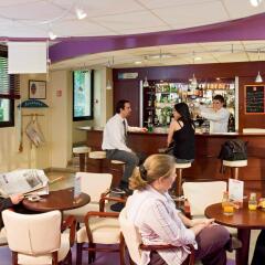 Отель ibis Paris Alésia Montparnasse 14ème гостиничный бар